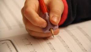 Come Insegnare A Scrivere In Corsivo Montessori Attivita Con Alfabeto Insegne