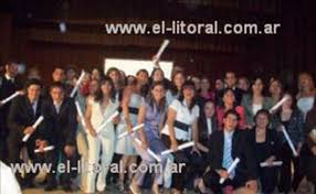 Egresados de Derecho recibieron sus diplomas