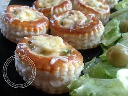 Vols Au Vent A La Sauce Bechamel Amour De Cuisine Recette Recettes De Cuisine Sauce Bechamel Vol Au Vent
