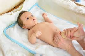 Por Que No Hay Que Bajar La Piel Del Prepucio A Los Bebes