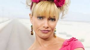 Joy Farrah Turner (@_JoyTurner)