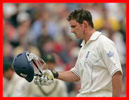 Andrew strauss and co in scarlet for special reason. In Pictures Old Trafford Ashes 2005 Part 2 Manchester Evening News