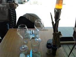 The <td> elements are the data containers of the table. 01 Table Et Lampe Originale Picture Of Restaurant Le Bb Etel Tripadvisor