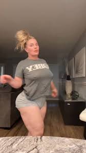 Ass Clapping Galore on X: Soft jiggly Pawg claps 😍🤤👏  t.coyiwgMGUAIZ  X