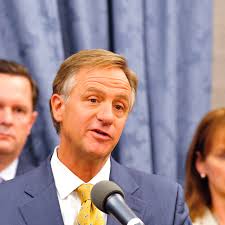 Haslam signs bill giving therapists protections