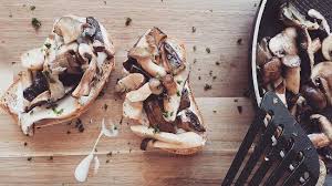 Speedy Rezept Mit Edelpilzen Und Erst Noch Gesund Edelpilzschnitten Edelpilze Shiitake Krauterseitlinge Austernsei Rezepte Mit Pilzen Rezepte Pilzrezepte