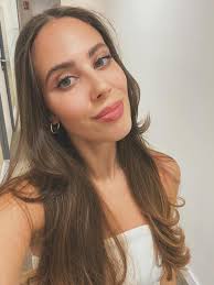 IRIS LOZANO (@irislozano_) • Threads, Say more