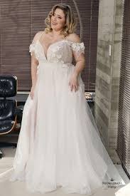 Plus Sized Wedding Dresses Full Figured Country Plussizedweddingdresseschampagne Plus Wedding Dresses Plus Size Wedding Gowns Casual Bridesmaid Dresses