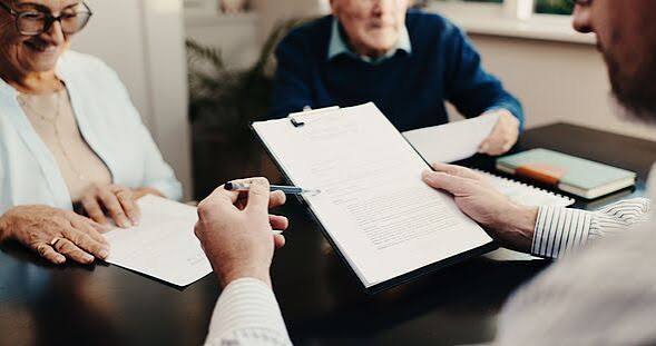 Pension warning to anyone under 75 over 'losing' £10,710 payout | Retirement | Finance | Express.co.uk