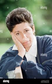 Sally becker bosnia war hi-res stock photography and images