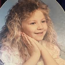 Jessica Cales's Instagram, Twitter & Facebook