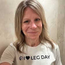 Beth Mueller (@beth.h.mueller) • Instagram photos and videos