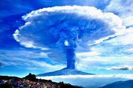 Europe's highest active volcano, mount etna, put on a spectacular show on sunday evening. Etna Volcano Eruption Dec 3rd 2015 Severe Weather Europe