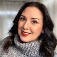 Vanessa Hogan's Instagram, Twitter & Facebook