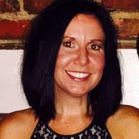 Holly Null's Instagram, Twitter & Facebook