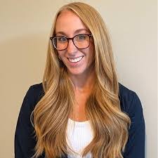 Cassandra Upshaw's Instagram, Twitter & Facebook