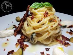 Check spelling or type a new query. Spaghetti Con Zucchine Mousse Di Burrata E Pancetta Croccante Il Crudo E Il Cotto