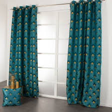 On peut également l'adopter pour des textiles, qu'il s'agisse de rideaux ou de coussins et, dans ce dernier cas, la matière enfin, le jaune moutarde associé au gris et au bleu canard aura une allure 100 % vintage. Chambre Bleue 30 Idees Deco Tendance Et Inspirantes