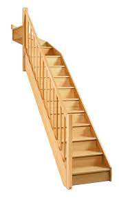 Enfin, un escalier quart tournant peut accommoder avantageusement les faibles hauteurs sous plafond, ou les fenêtres basses, en décalant la le quart tournant condamne cependant un angle de la maison, ou un angle de pièce, là où on pourrait sinon installer d'autres éléments, comme une. Escalier 1 4 Tournant Haut Gauche Bois Hetre Soft 13 Marches Hetre L 279 Leroy Merlin