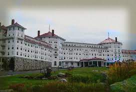 Mt Washington Haunted Hotel In New Hampshire Built The Mount Washington Hotel In 1902 To Cater To The Ri Mount Washington Hotel Mount Washington Haunted Hotel