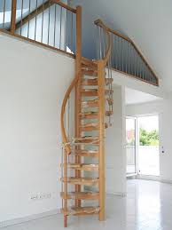 Raumspartreppen Raumspartreppen Dachbodenausbau Treppe Kleines Loft