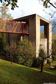 Mario Botta Casa Bianchi 1 100 Bianchi House Hillside Sloping Terrain Bridge Access House Metal Bridge House Casa Bianca Architettura Architetti