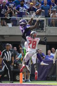 How much are vikings vs. Photos Vikings Vs Buccaneers Multimedia Mankatofreepress Com