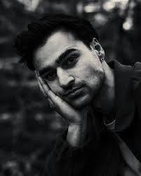 Paul Klement's Instagram, Twitter & Facebook