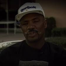 Robin Hackler's Instagram, Twitter & Facebook