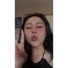 How to meet new people at music shows in Denver?