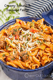 Simmer until mixture thickens slightly, about 4 minutes. Creamy Tomato And Sausage Pasta Chew Out Loud
