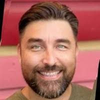 Pedro Espinoza's Instagram, Twitter & Facebook