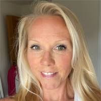 300+ "Elizabeth (beth) Benson" profiles