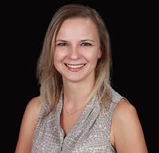 Felicia Holbura • Phoenix Real Estate