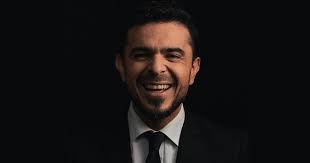 MejorComediante: Adrián Parada