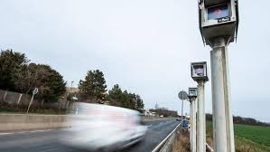 Blitzer Fur Durchschnittstempo Ist Der Streckenradar Erlaubt N Tv De Strafe Klage Nummernschild