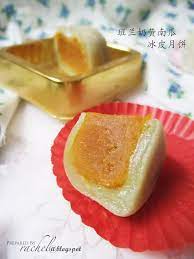 简单の生活 班兰奶香南瓜冰皮月饼 food sharing food desserts