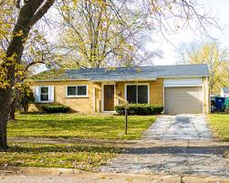 836 Dartmouth Ave, Matteson, IL 60443