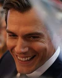 Henry cavill explains how he interpreted geralt's smile which is described as hideous in the books. Henry Cavill Brasil Smile Henrycavill Facebook