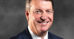 Stephen Thayer's Instagram, Twitter & Facebook