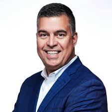 Adrian Carson's Instagram, Twitter & Facebook