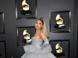 Ariana grande finally gave fans a look at her intimate wedding to husband dalton gomez. 4ooqfuh Dlrc0m