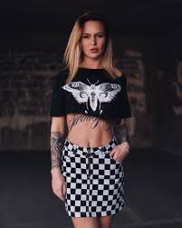 Vanessa Knauf - Free pics, galleries & more at Babepedia