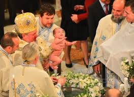 Traian basescu a devenit bunic in aceasta dimineata. Botez In Familia BÄƒsescu Nepoata Presedintelui Sofia Anais A Fost CrestinatÄƒ Ce Rochie A Purtat Elena Udrea La BisericÄƒ Galerie Foto