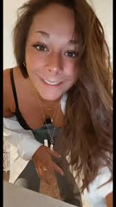 being alone & traveling alone has made me learn so much about myself this  past year.. and we’re only growing from here #20s #alonein20s #travel #fyp