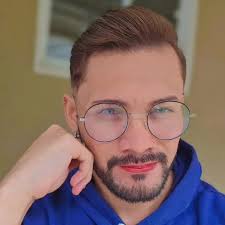 Sou desse time do “sumo “ Meu jeito sei lá. Sozinho acho que eu foco melhor  na solução. 🙃