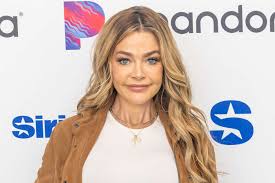 Denise Richards stars in reality show with Sami Sheen, family