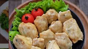 Tahu bakso bisa disimpan, disajikan langsung, atau digoreng sebentar dengan api sedang. Resep Tahu Bakso Ayam Cocol Pakai Saos Tomat Si Kecil Pasti Suka Moms