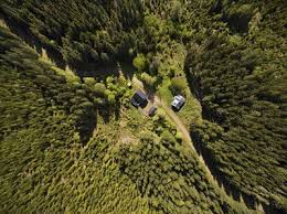 Nätägarna försöker därför gräva ner så mycket ledningar som möjligt. Ellevio