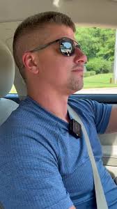 Sealing the deal 📈 🇺🇸 ♉️☂️